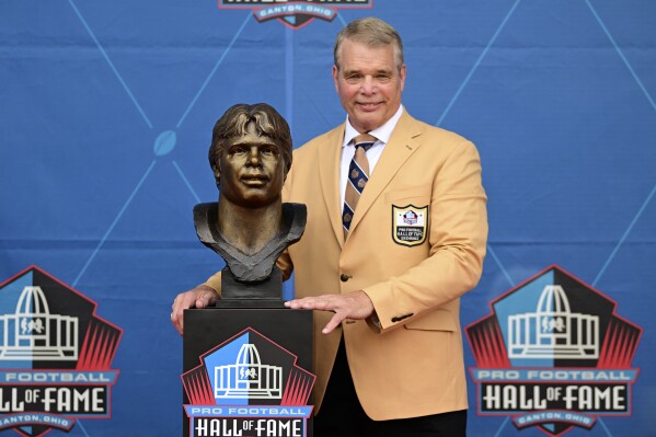 Nfl hall of famers outlet who never won a superbowl